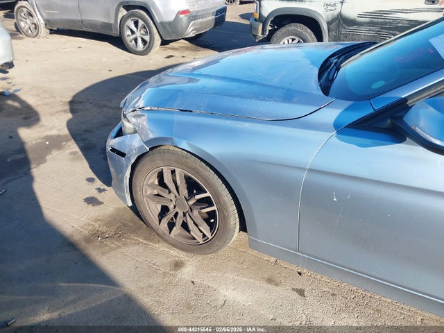 44315545 :رقم المزاد ، WBA3C3C59DF982866 vin ، 2013 Bmw 320i Xdrive مزاد بيع