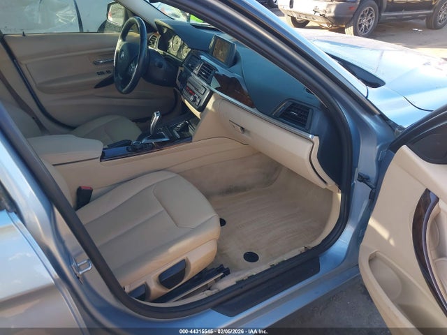 2013 BMW 320I WBA3C3C59DF982866 Photo 4