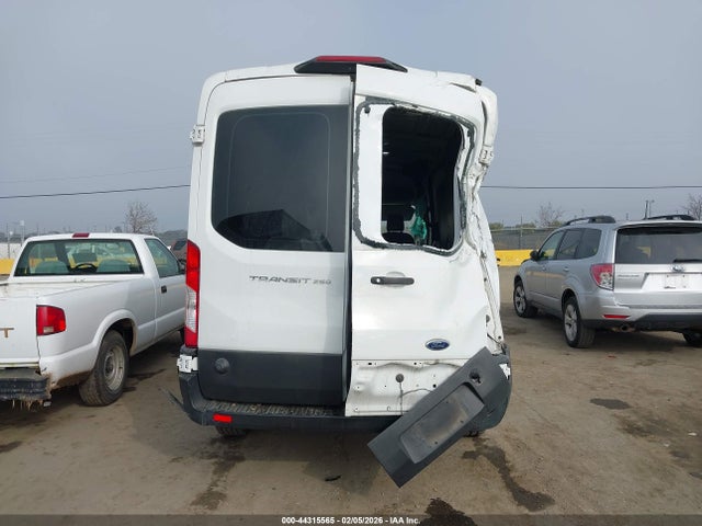 Ford Transit-250 2019 1FTYR2CM5KKA61418 Image 17