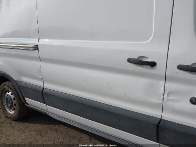 Ford Transit-250 2019 1FTYR2CM5KKA61418 Image 18