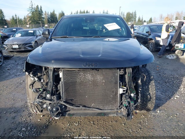 1C4RJFCG0GC336840 Jeep Grand Cherokee Overland