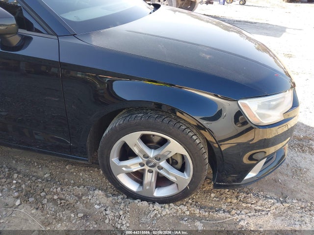 2017 AUDI A3 WAUAUGFF3H1041397