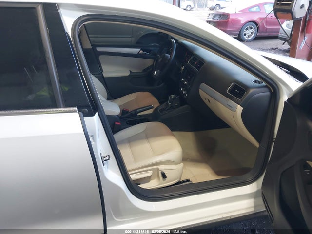 Aukcja sprzedaży 2013 Volkswagen Jetta Hybrid Sel, vin: 3VW637AJ9DM284195, numer aukcji: 44315615