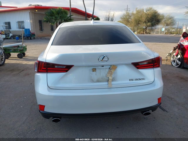 2016 Lexus Is 200t მანქანა იყიდება აუქციონზე, vin: JTHBA1D2XG5009209, აუქციონის ნომერი: 44315620