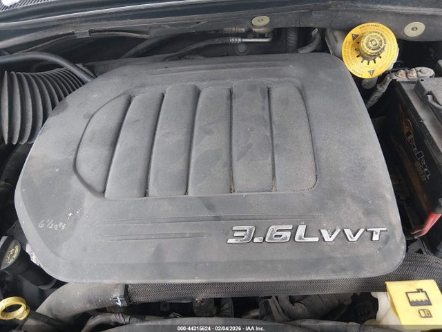 2014 Chrysler Town & Country Touring მანქანა იყიდება აუქციონზე, vin: 2C4RC1BG1ER446332, აუქციონის ნომერი: 44315624