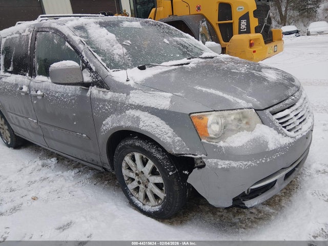 2014 Chrysler Town & Country Touring მანქანა იყიდება აუქციონზე, vin: 2C4RC1BG1ER446332, აუქციონის ნომერი: 44315624