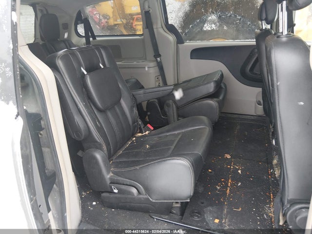 2014 Chrysler Town & Country Touring მანქანა იყიდება აუქციონზე, vin: 2C4RC1BG1ER446332, აუქციონის ნომერი: 44315624