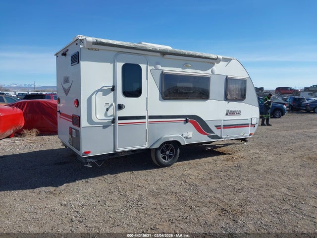 56YTT1416JL322803 Lance 1475