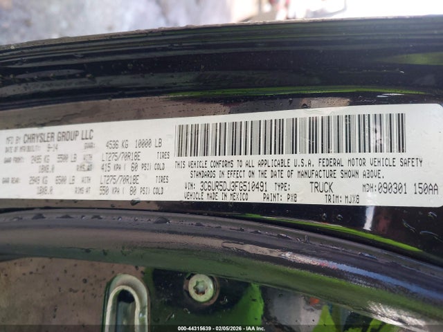 2015 RAM 2500 3C6UR5DJ3FG510491 Photo 8
