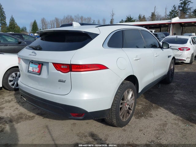 2017 JAGUAR F-PACE SADCK2BN5HA496256 Photo 3