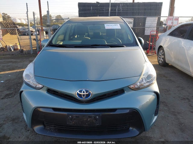 JTDZN3EU5HJ070105 Toyota Prius V Two