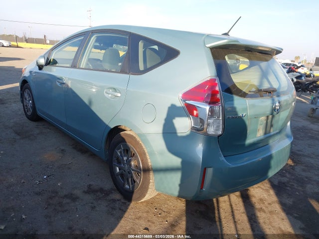 JTDZN3EU5HJ070105 Toyota Prius V Two