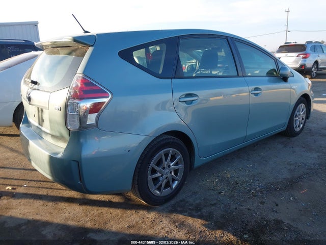 JTDZN3EU5HJ070105 Toyota Prius V Two