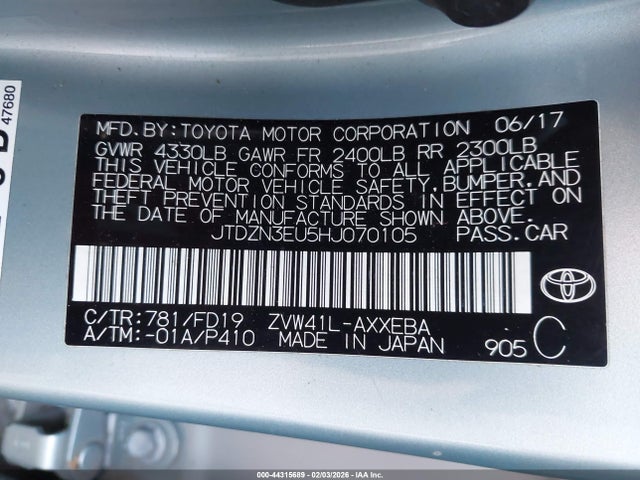 JTDZN3EU5HJ070105 Toyota Prius V Two