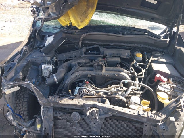 JF2SJABC7JH566468 Subaru Forester 2.5i