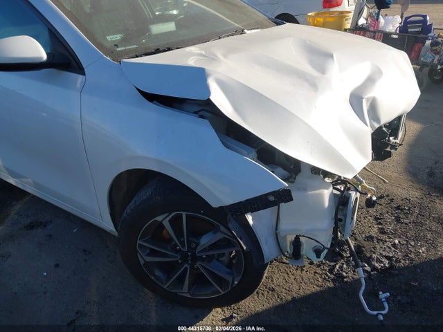 44315708 :رقم المزاد ، 3KPF24AD4RE732309 vin ، 2024 Kia Forte Lxs مزاد بيع