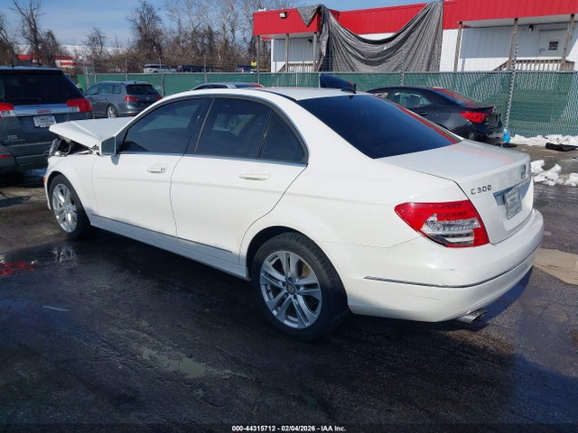 Aukcja sprzedaży 2014 Mercedes-benz C 300 Luxury 4matic/sport 4matic, vin: WDDGF8AB6EG192086, numer aukcji: 44315712