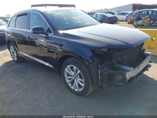 2019 AUDI Q7 WA1LAAF78KD013573 Photo 0