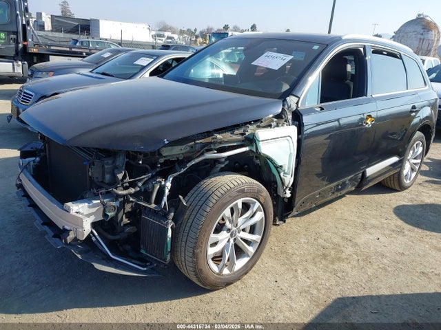 2019 AUDI Q7 WA1LAAF78KD013573 Photo 1