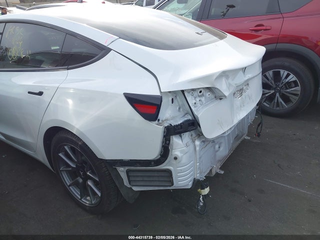 Tesla Model 3 Standard Range Plus Rear-wheel Drive 2021 5YJ3E1EA2MF096064 Image 21