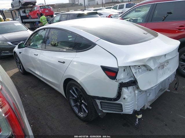 2021 TESLA MODEL 3 5YJ3E1EA2MF096064 Photo 2