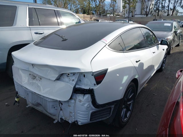 2021 TESLA MODEL 3 5YJ3E1EA2MF096064 Photo 3
