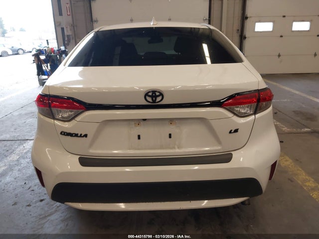 Toyota COROLLA LE 2022 5YFHPMAE3NP299397 Image 16
