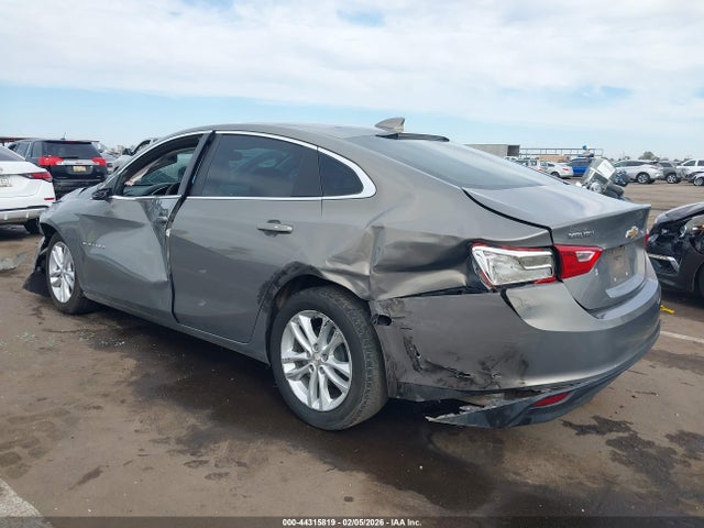 1G1ZD5ST9JF248240 Chevrolet MALIBU LT