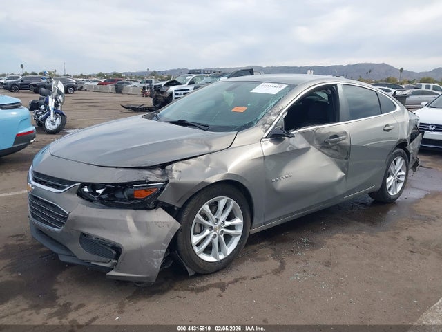 1G1ZD5ST9JF248240 Chevrolet MALIBU LT