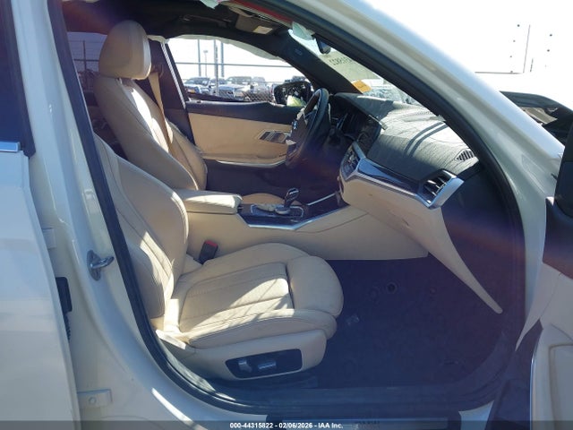 Продажа на аукционе авто 2022 Bmw 330i, vin: 3MW5R1J05N8C33706, номер лота: 44315822