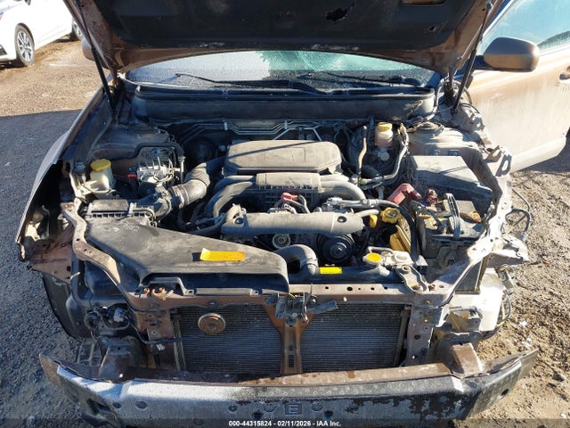 44315824 :رقم المزاد ، 4S4BRBLCXB3440045 vin ، 2011 Subaru Outback 2.5i Limited مزاد بيع