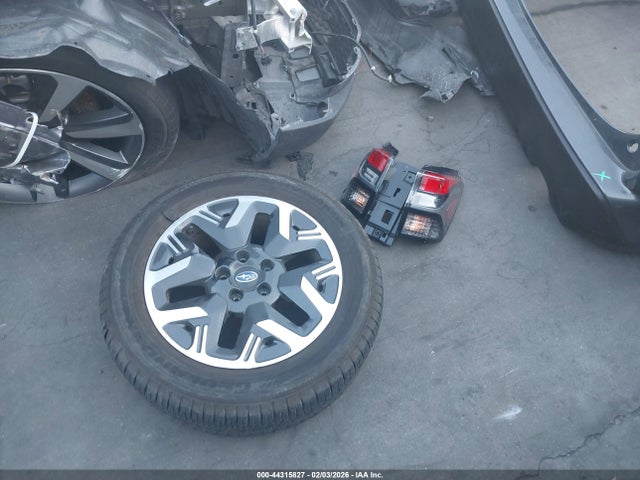Продаж на аукціоні авто 2025 Subaru Forester Premium, vin: JF2SLDDCXSH503049, номер лоту: 44315827