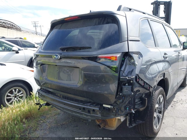 Продаж на аукціоні авто 2025 Subaru Forester Premium, vin: JF2SLDDCXSH503049, номер лоту: 44315827
