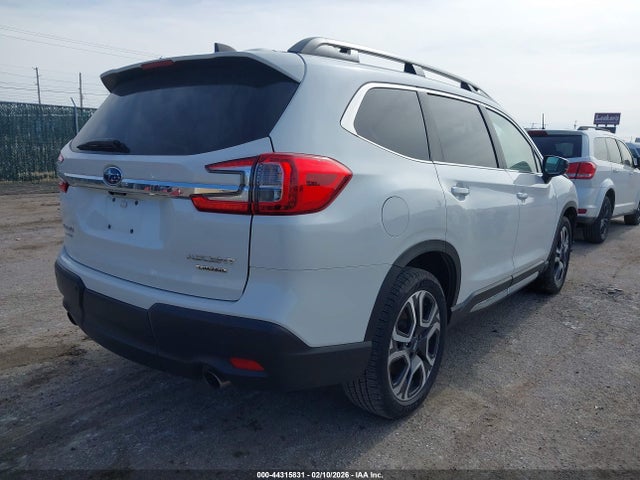 4S4WMASD6R3427033 Subaru Ascent Limited 7-passenger