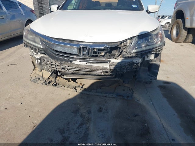 1HGCR2F56GA102085 Honda Accord Sport