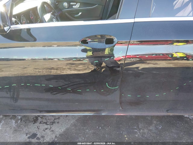Aukcja sprzedaży 2017 Mercedes-benz E 300 4matic, vin: WDDZF4KB6HA135541, numer aukcji: 44315847