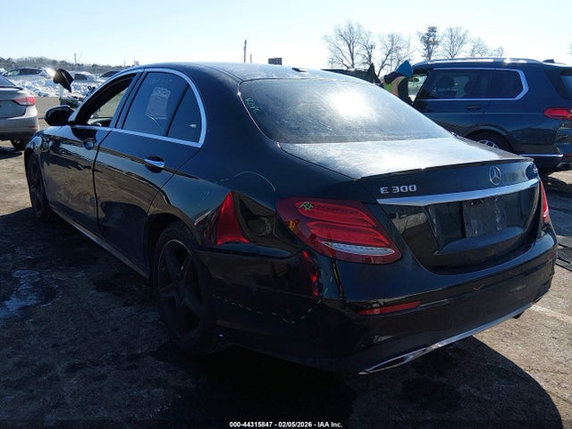 Aukcja sprzedaży 2017 Mercedes-benz E 300 4matic, vin: WDDZF4KB6HA135541, numer aukcji: 44315847