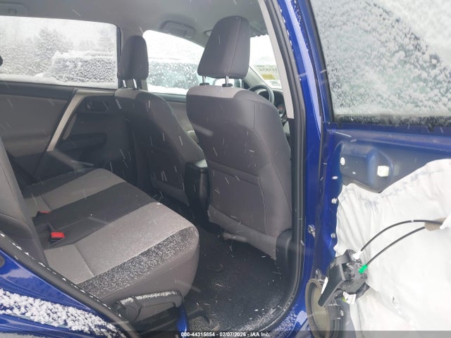 Toyota RAV4 LE 2015 2T3BFREV5FW248782 Image 8