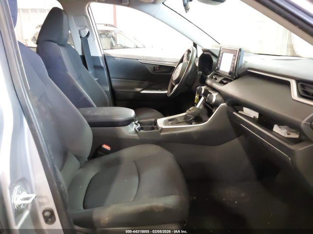 44315855 :رقم المزاد ، JTMF1RFV1MD078669 vin ، 2021 Toyota Rav4 Le مزاد بيع