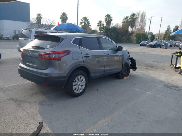 JN1BJ1CVXLW262695 Nissan Rogue Sport S Fwd Xtronic Cvt
