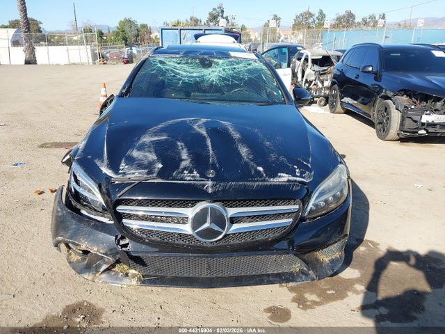 Продажа на аукционе авто 2019 Mercedes-benz C 300, vin: 55SWF8DB3KU302808, номер лота: 44315904