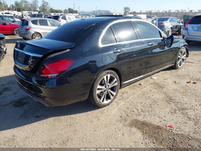 Продажа на аукционе авто 2019 Mercedes-benz C 300, vin: 55SWF8DB3KU302808, номер лота: 44315904