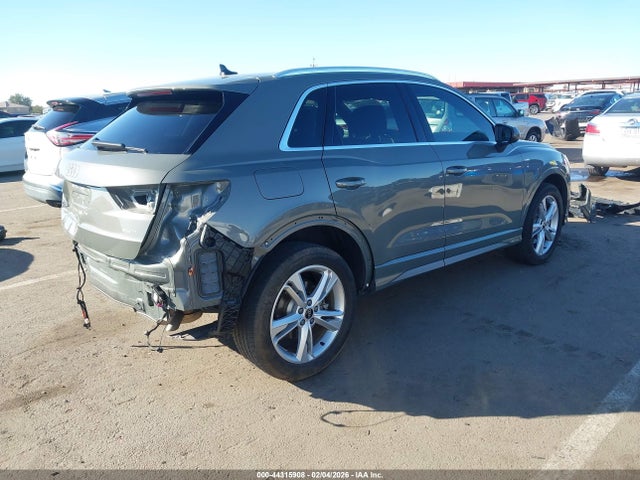 2022 AUDI Q3 WA1DECF33N1088155 Photo 3