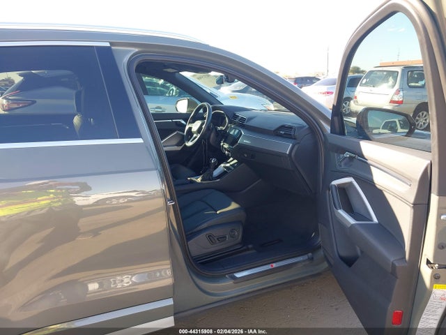 2022 AUDI Q3 WA1DECF33N1088155 Photo 4