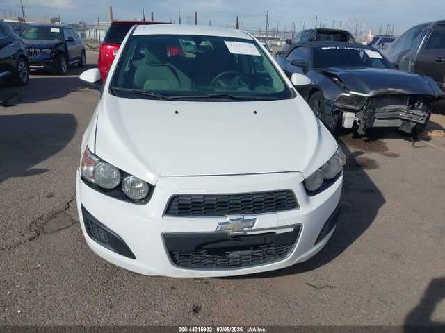 1G1JA6SH5E4151514 Chevrolet Sonic Ls Auto