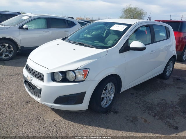 1G1JA6SH5E4151514 Chevrolet Sonic Ls Auto