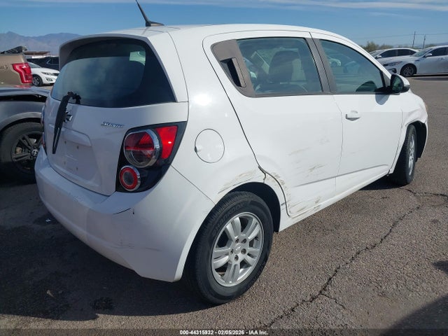 1G1JA6SH5E4151514 Chevrolet Sonic Ls Auto