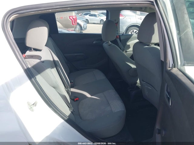 1G1JA6SH5E4151514 Chevrolet Sonic Ls Auto