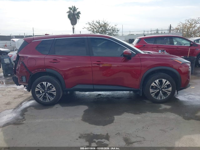 JN8BT3BA7PW000581 Nissan Rogue Sv Fwd