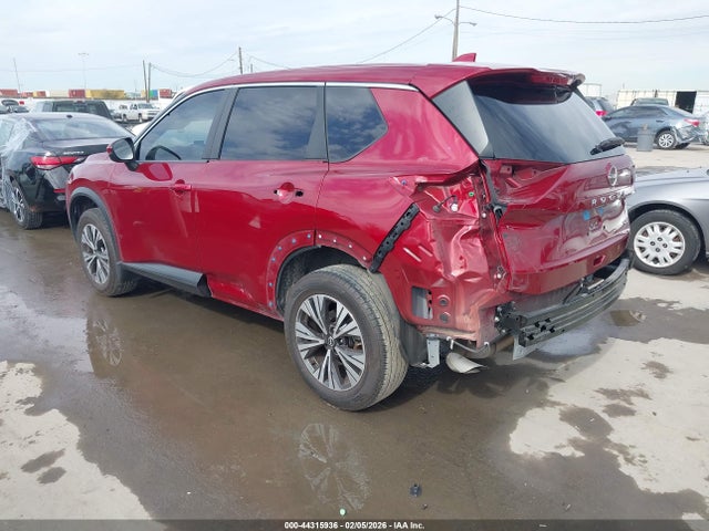 JN8BT3BA7PW000581 Nissan Rogue Sv Fwd